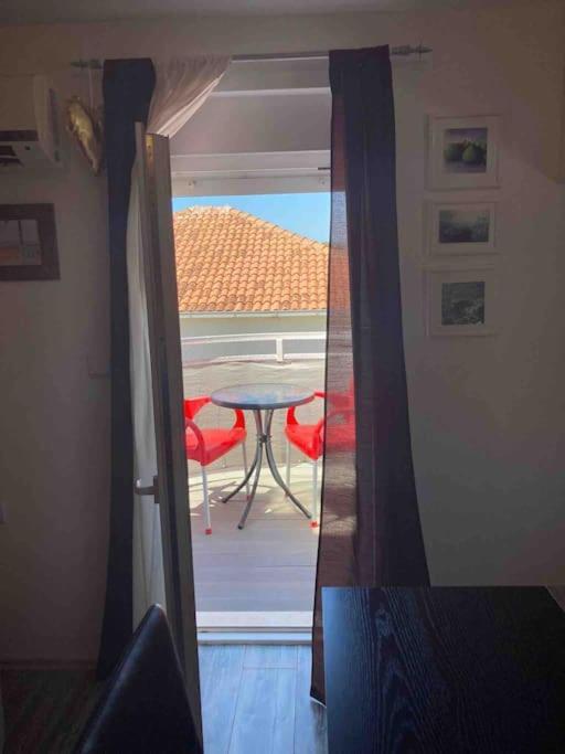 Apartment Near The Beach Split Exterior photo